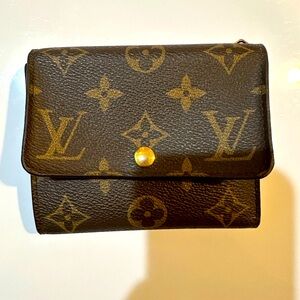 Louis Vuitton Elise Wallet